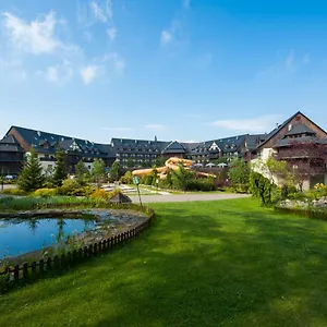 2* Semesteranläggning (resort) Sandra & Aquapark